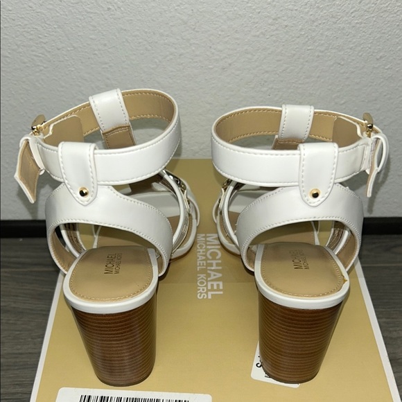 Michael Kors Women's Izzy T-Strap Dress Sandals - Picture 4 of 7